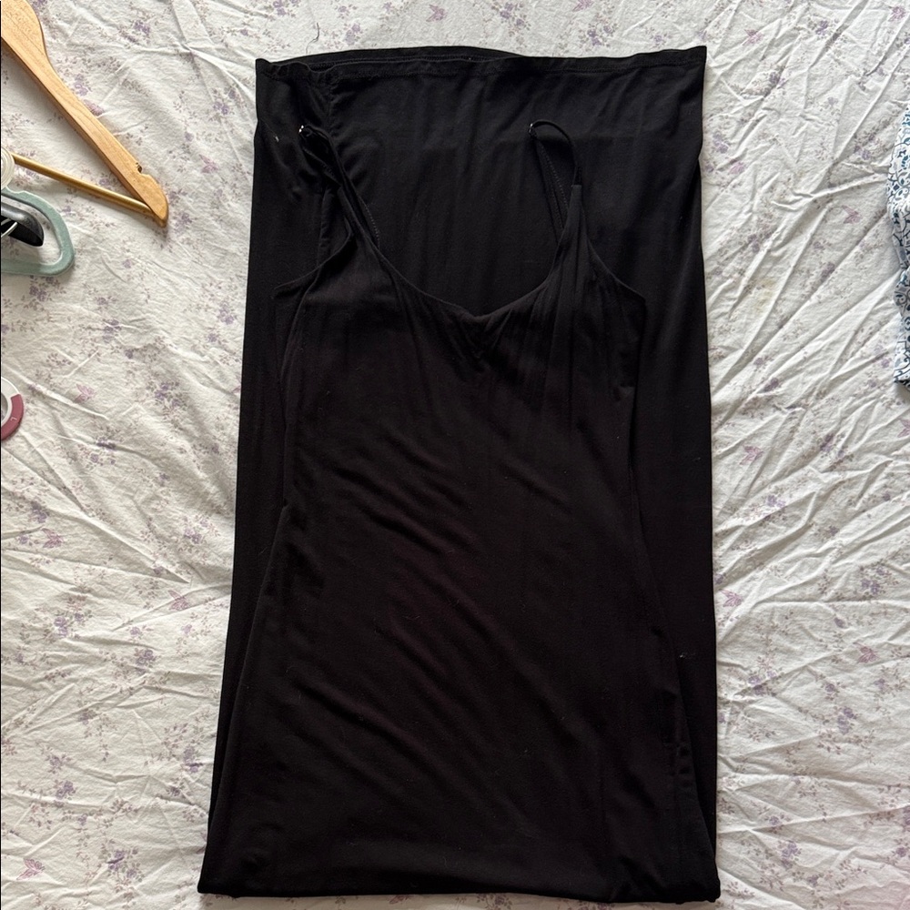 Elegant Black Maxi Dress